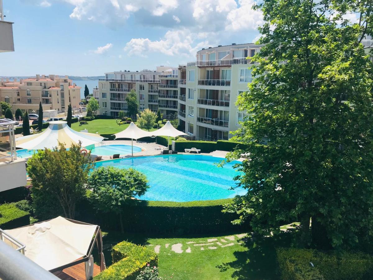 Apartments In Sunny Island Complex Chernomorets Buitenkant foto