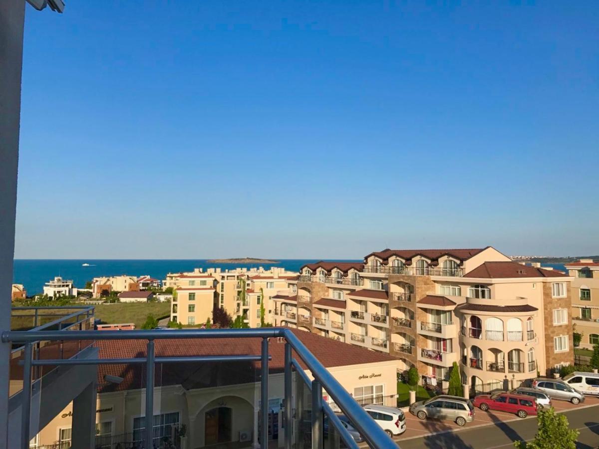 Apartments In Sunny Island Complex Chernomorets Buitenkant foto