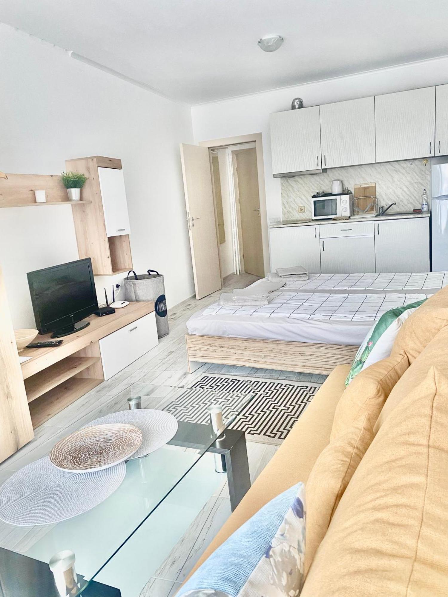 Apartments In Sunny Island Complex Chernomorets Buitenkant foto