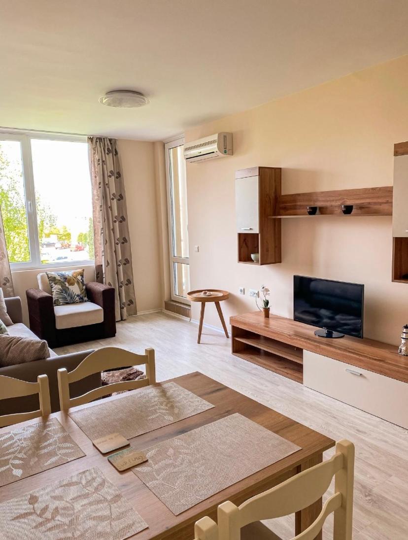 Apartments In Sunny Island Complex Chernomorets Buitenkant foto